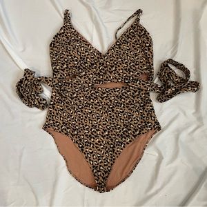 Aerie Leopard one piece sz XL long